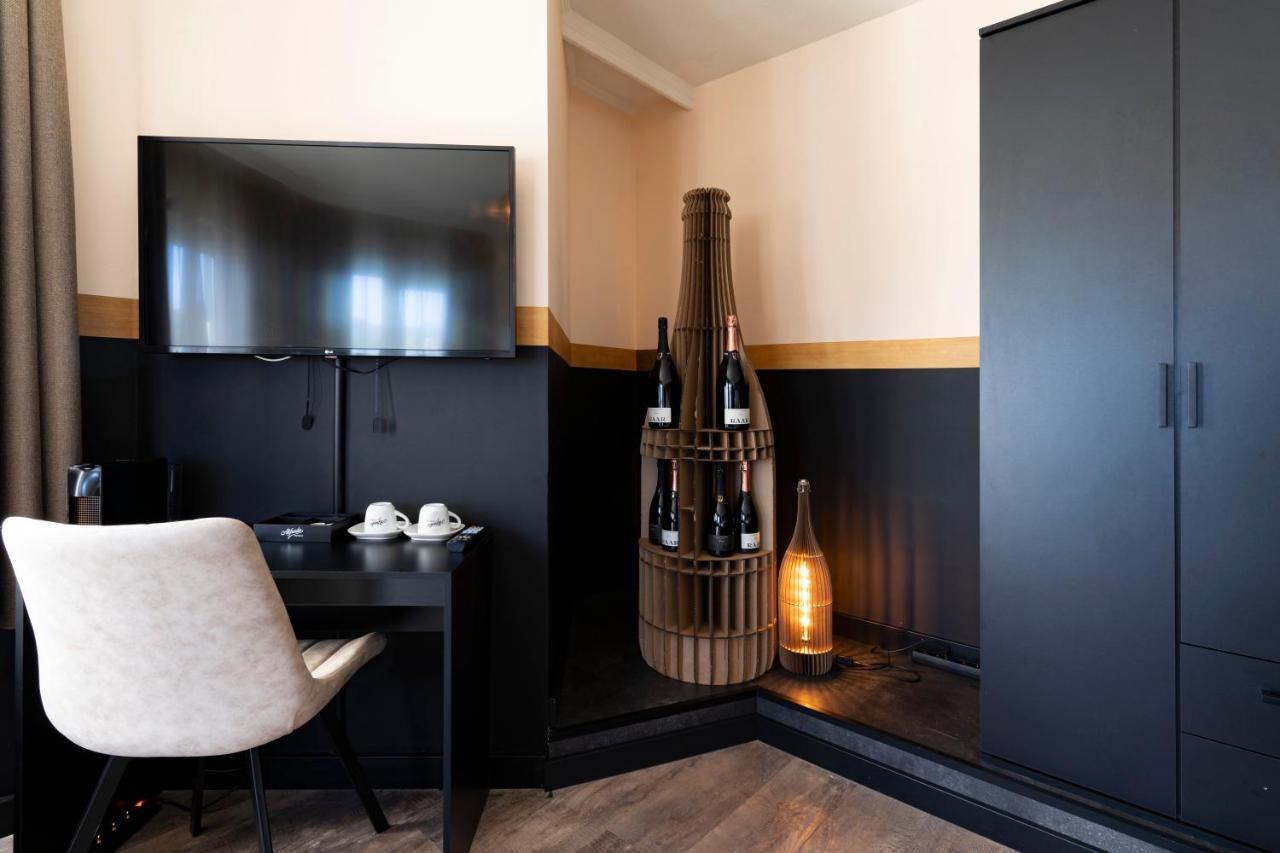 Dormio Wijnhotel Valkenburg Valkenburg aan de Geul ภายนอก รูปภาพ