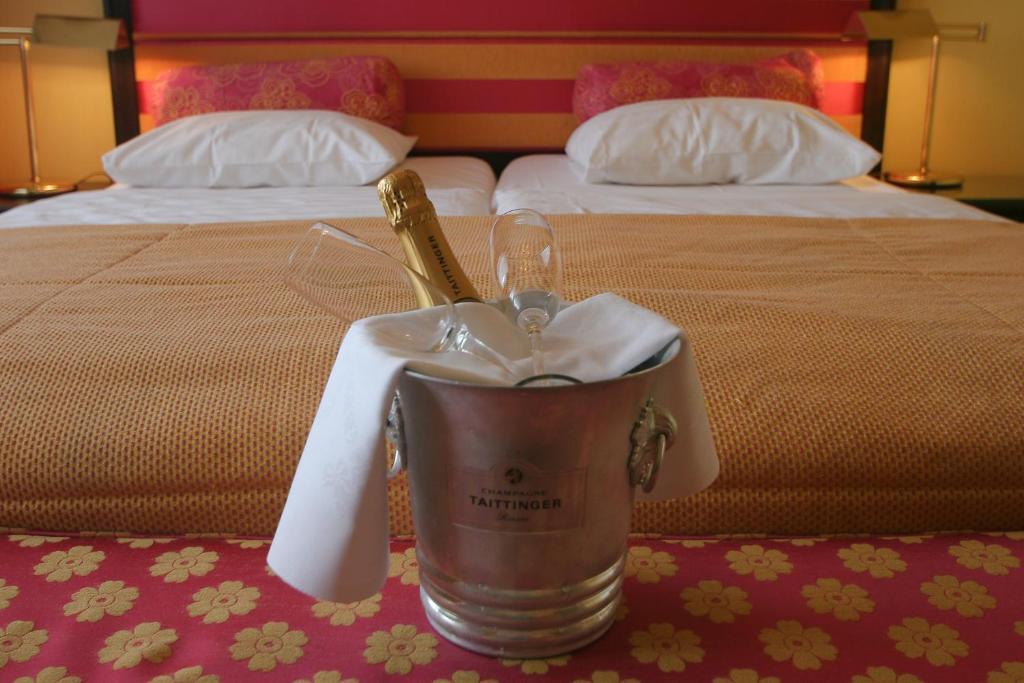Dormio Wijnhotel Valkenburg Valkenburg aan de Geul ห้อง รูปภาพ