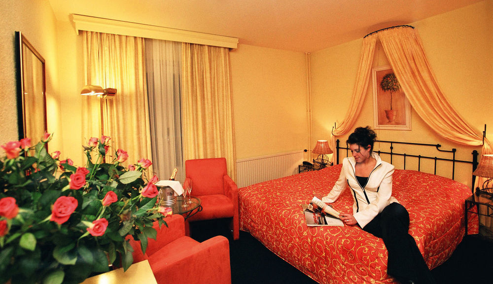 Dormio Wijnhotel Valkenburg Valkenburg aan de Geul ภายนอก รูปภาพ
